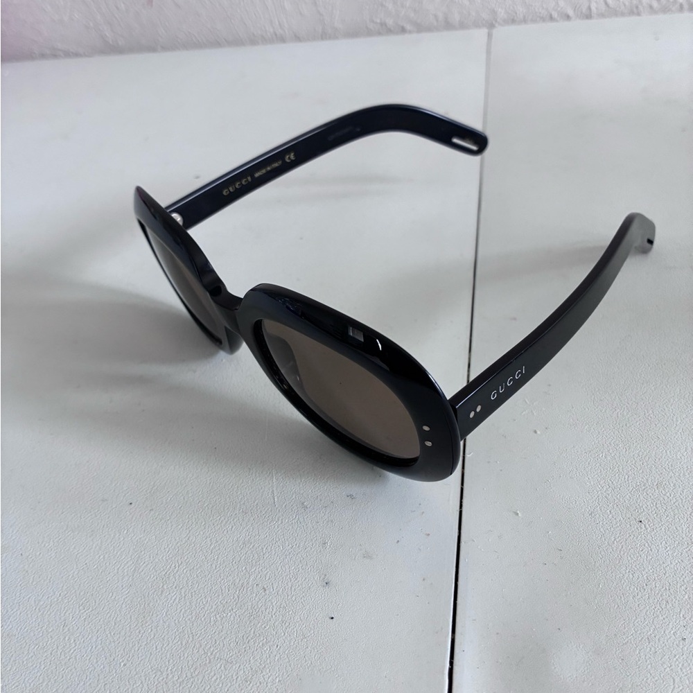 Gucci Sunglasses - Picture 4 of 6